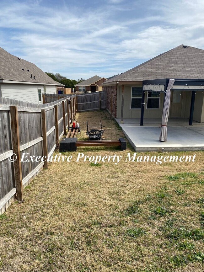 Building Photo - 1781 Dryden Ave