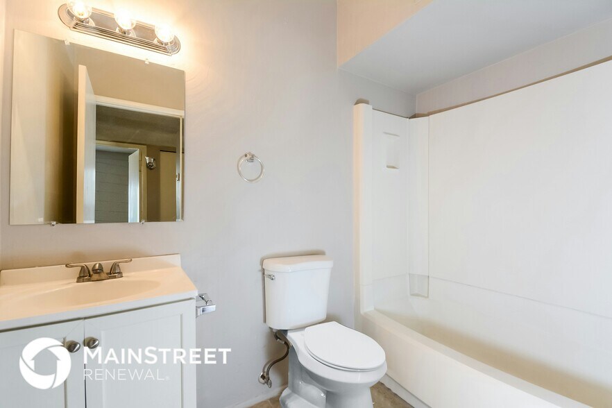 Building Photo - 7530 E Poinciana Dr
