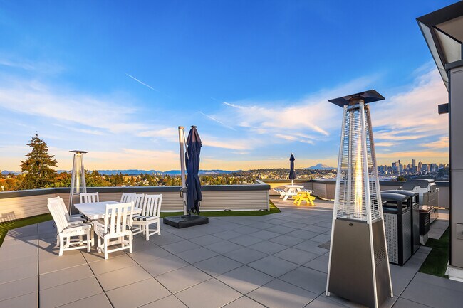 Building Photo - Mirabella Apartments