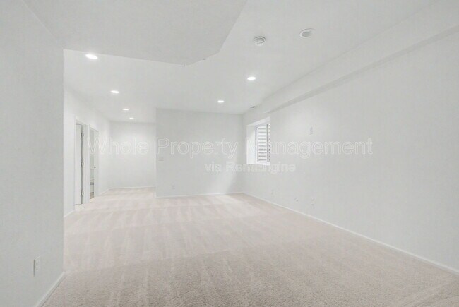 Building Photo - 7255 W Evans Ave