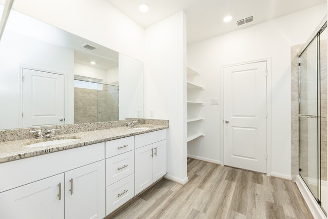 Building Photo - 1818 Whispering River Dr