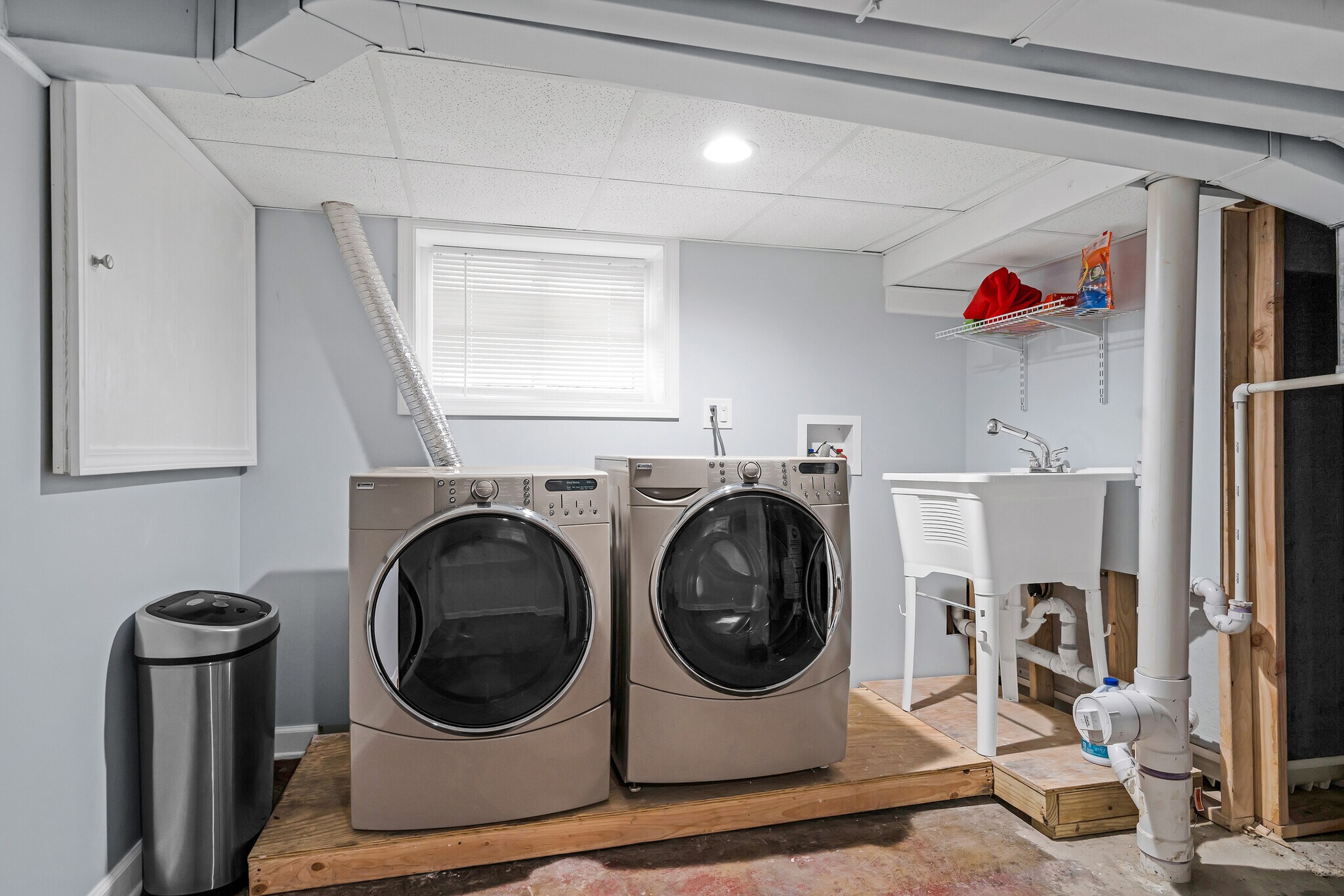 Building Photo - 5620 N Marmora Ave