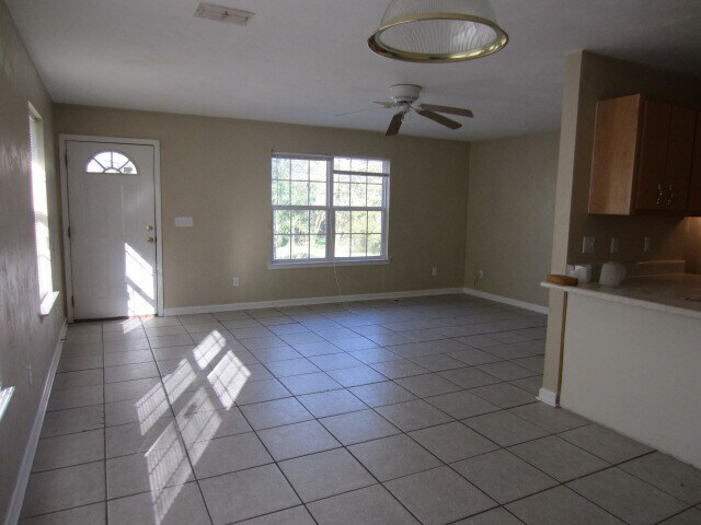 Building Photo - 1223 Cleveland St