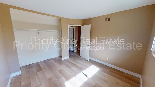 Building Photo - 15374 Calle Juanito