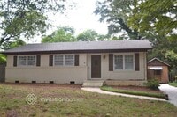 Building Photo - 1142 Eastview Dr