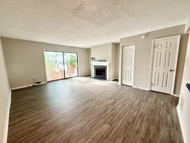 Building Photo - 2504 Thicket Greene Ct