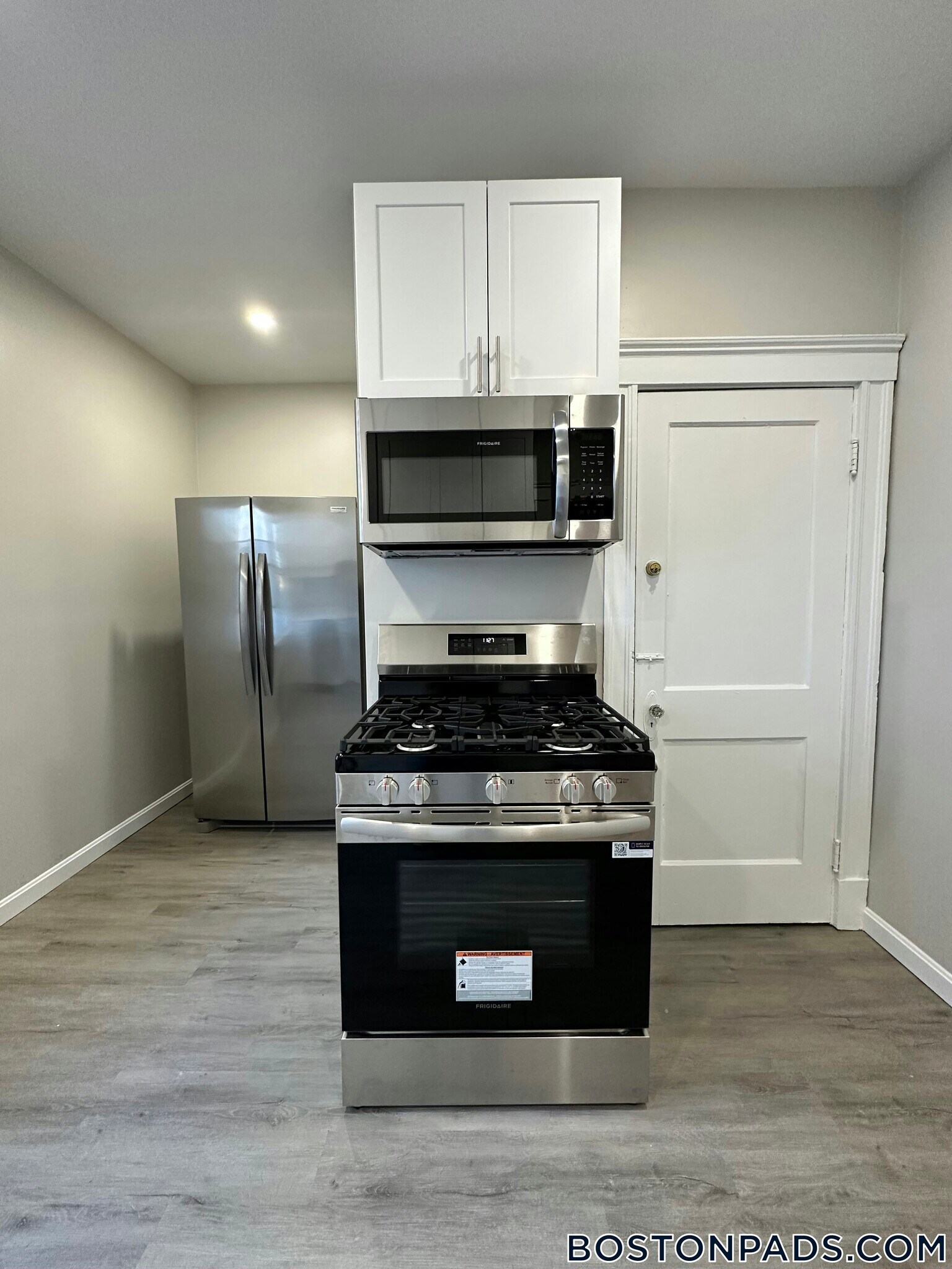 Building Photo - 45 Warner St