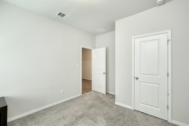 Building Photo - 1006 Otello Wy