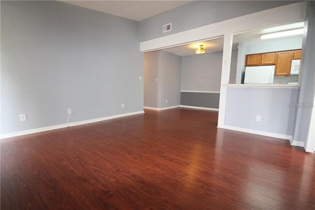 Building Photo - 2918 Antique Oaks Cir