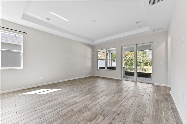 Building Photo - 11381 SW Lyra Dr.