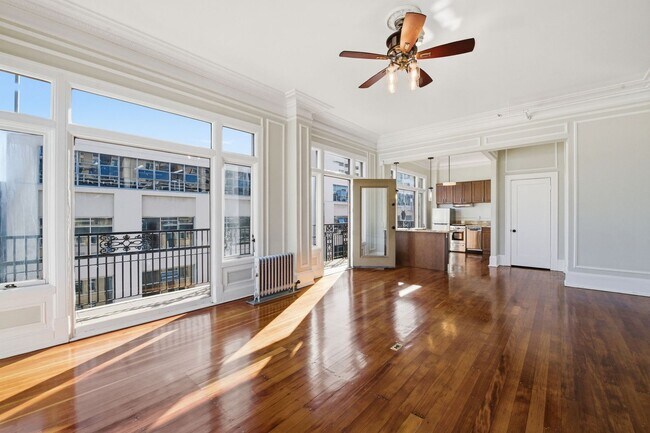 Building Photo - 1405 Van Ness Ave