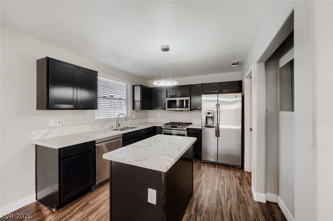 Building Photo - 8215 Mt Brodie Cir