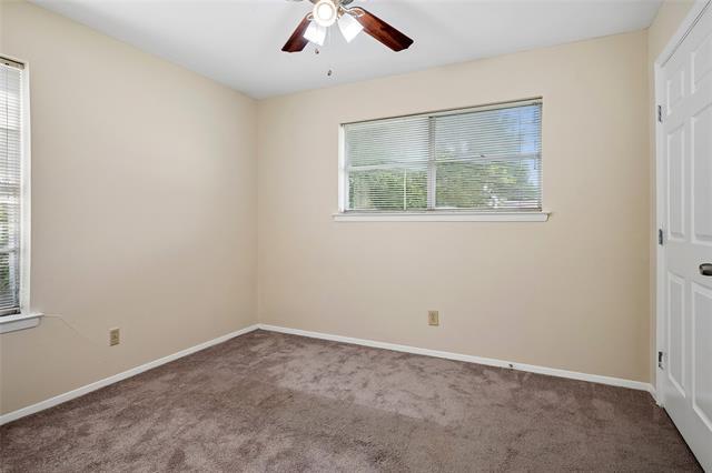 Building Photo - 511 Cambridge Dr