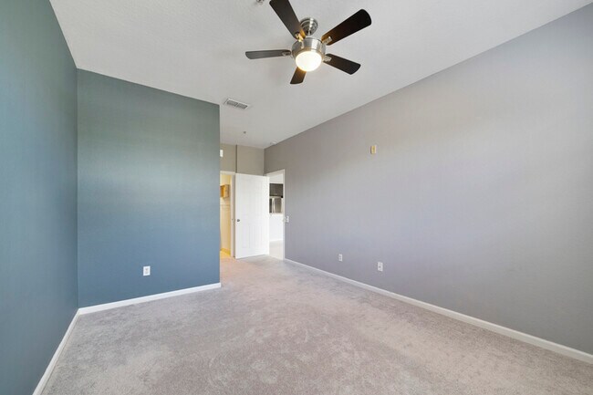 Building Photo - 6214 Stevenson Dr