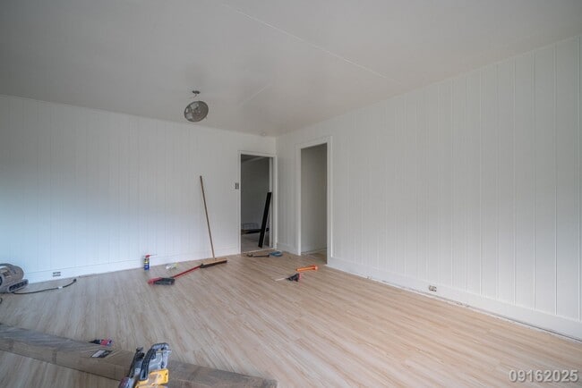 Building Photo - Still under construction! Remodeled 2BR/1....