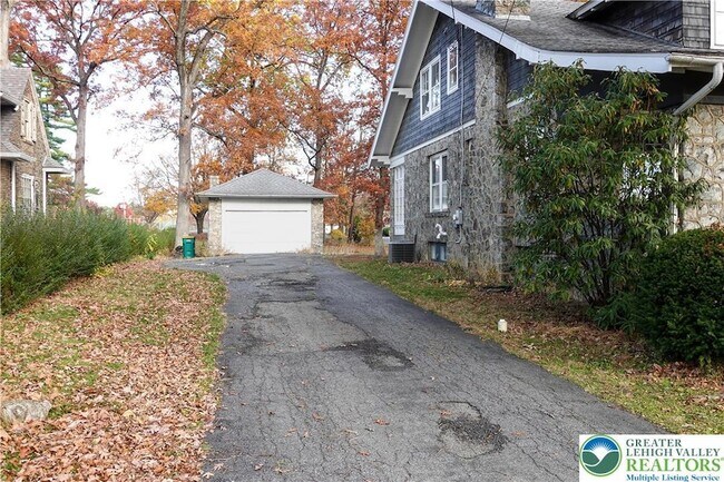 Building Photo - 5101 William Penn Hwy