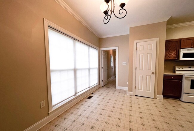 Building Photo - Pfafftown 3 Bedroom, 2 Bathroom Rare Gem i...