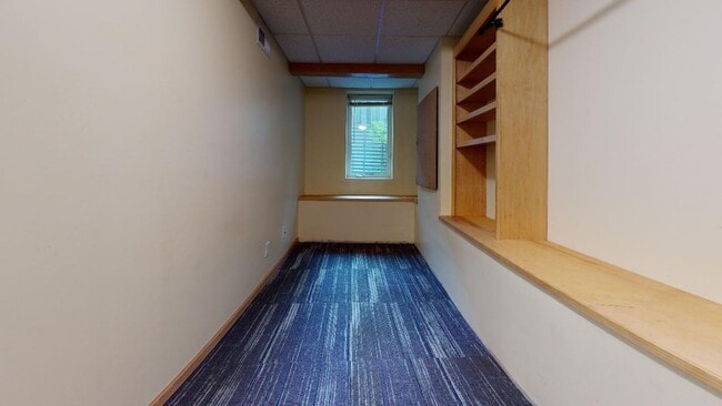 Building Photo - Affordable 6-Bedroom House close to U of M...