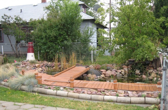 Building Photo - 542 S Garfield Ave