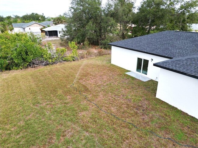 Building Photo - 7097 Bougainvillea St