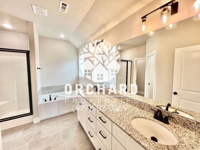 Building Photo - Tontitown- Single-Family Home- Desirable Hickorywood Plan- 4 Bedroom!