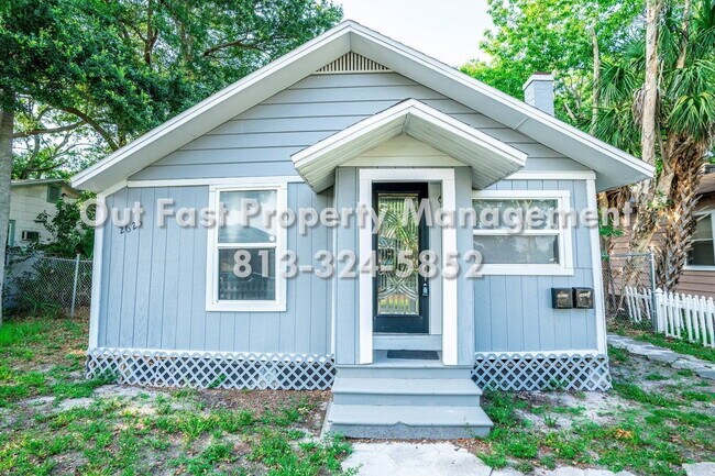 Building Photo - 2625 4th Ave S