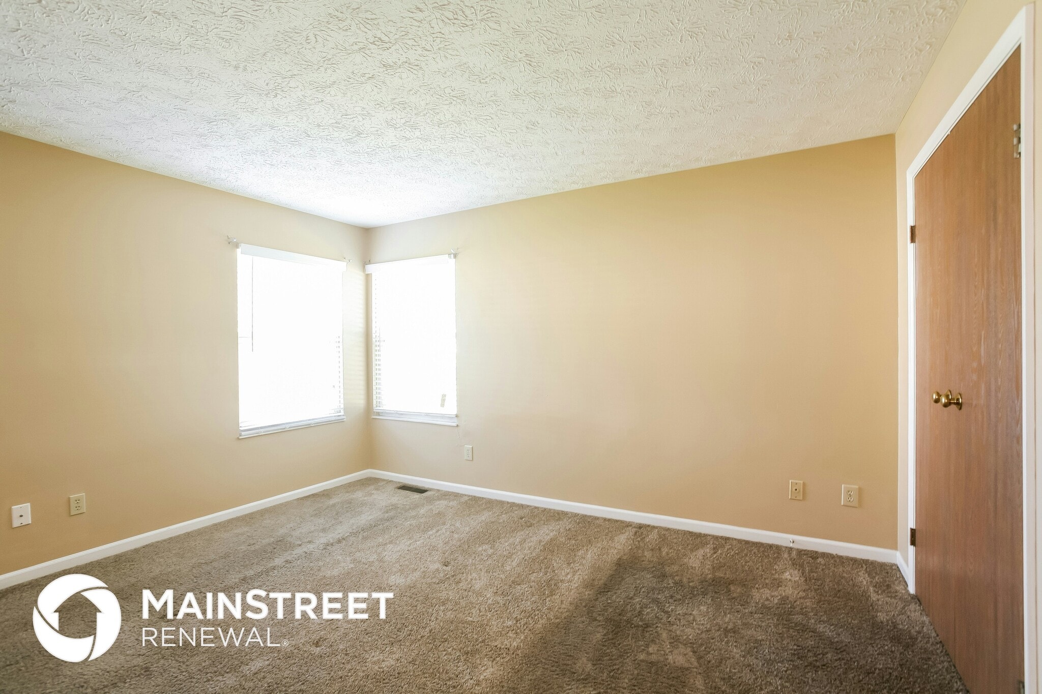Building Photo - 3728 Pebble Creek Dr