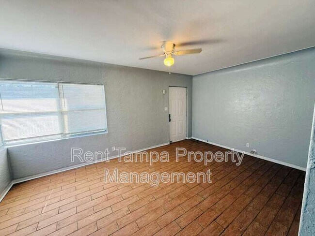 Building Photo - 761 22nd Ave S