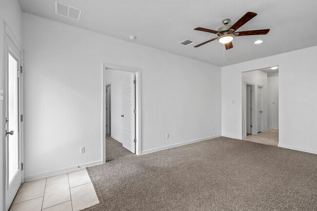 Building Photo - 18005 Pomelo Ln