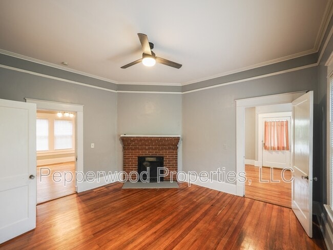 Building Photo - 318 Hydrick St