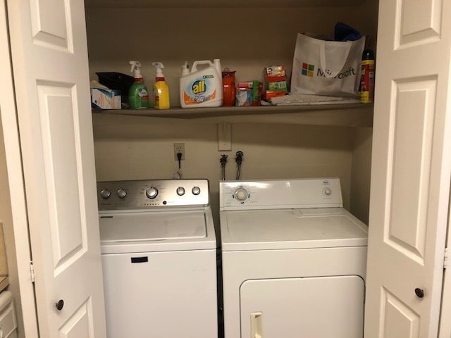 Building Photo - 267 E 500 N