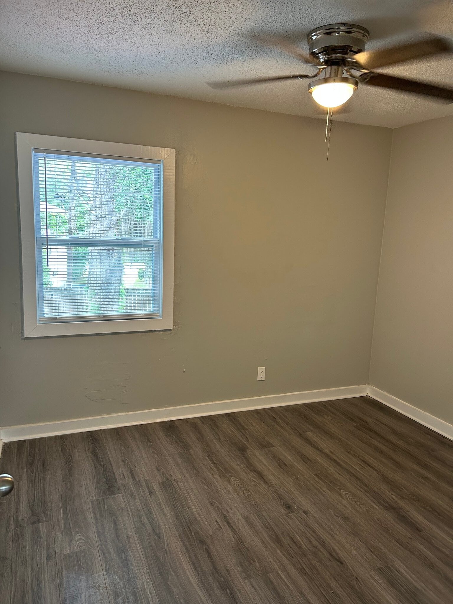 Building Photo - 2508 Oak Forest Dr