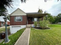 Building Photo - BRIDGETOWN - Charming 4 bedroom home w lots of living space.  1 car gar.  deck.