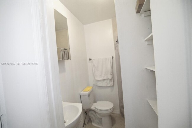 Building Photo - 853 NE 153rd Terrace