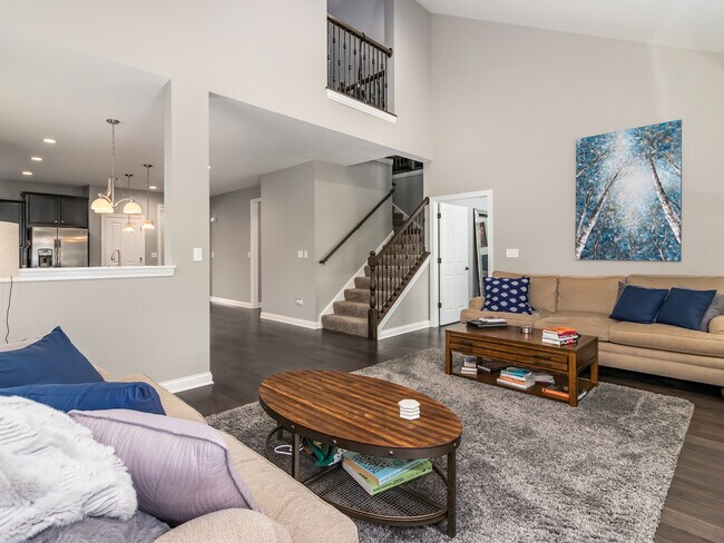 Building Photo - 1635 Castle Lawn Ct