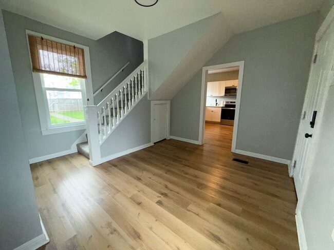 Building Photo - New Rehabbed 3BR Home Near German Village with Spacious Fenced In Yard