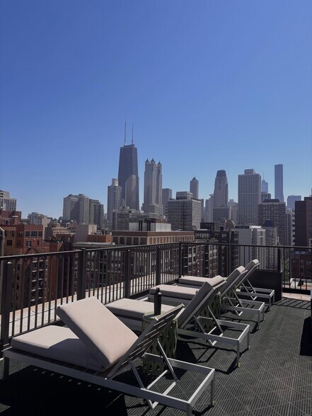 Building Photo - 1300 N Dearborn St