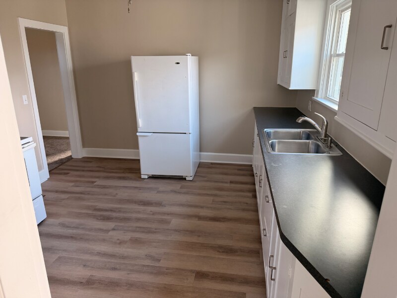 Building Photo - 118 E Jefferson St