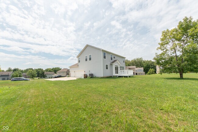 Building Photo - 7042 Pinnacle Dr