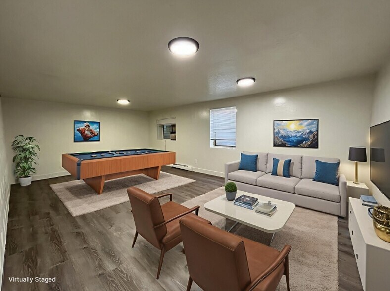 Primary Photo - 1733 S Richards St