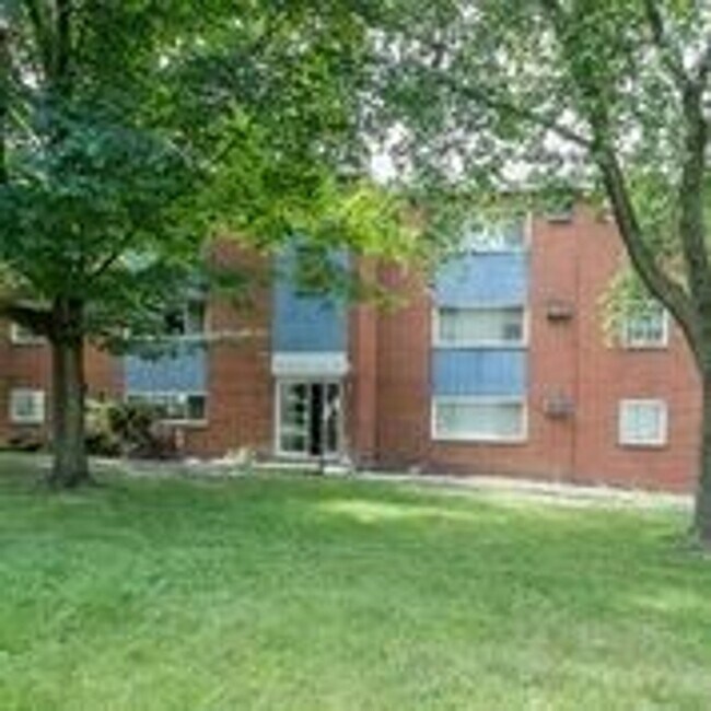 Building Photo - Park Pointe Now Leasing Immediate Move-In!