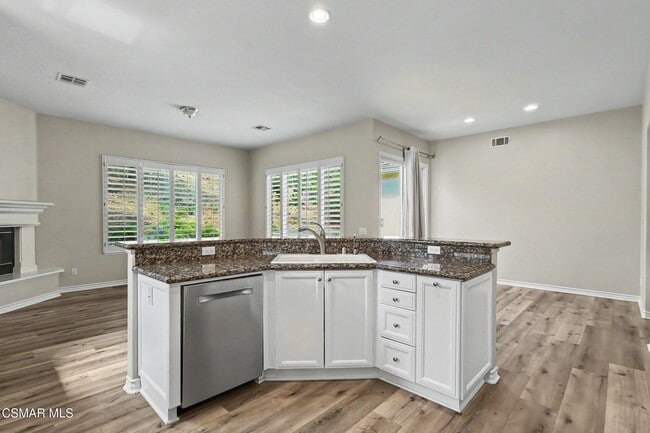 Building Photo - 4614 Via Del Rancho