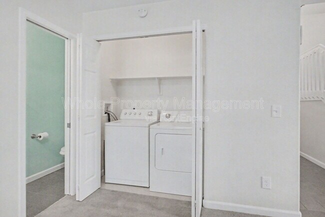 Building Photo - 6502 E 62nd Pl