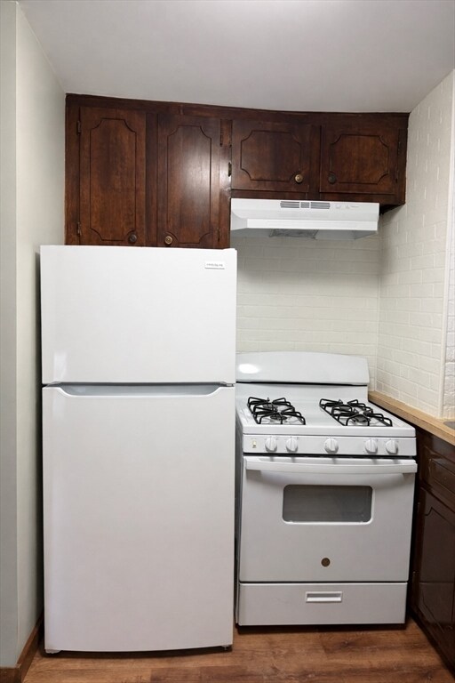 Building Photo - 47 Boutwell St