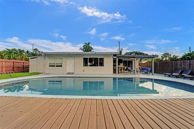 Building Photo - 3730 SW 47th Ct