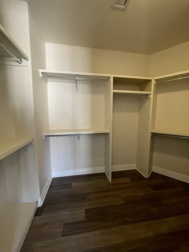 Building Photo - 12271 Costa Brava