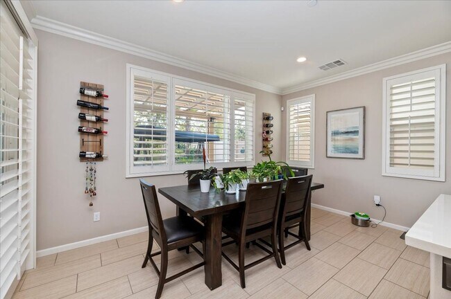 Building Photo - For Rent in Chapman Heights – Cedar Glen C...