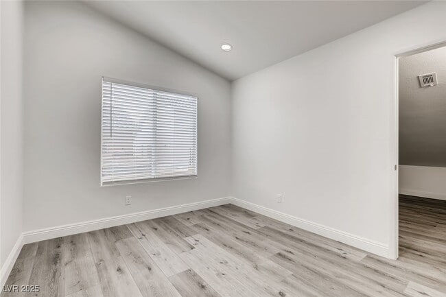Building Photo - 1601 Vespertina Ct