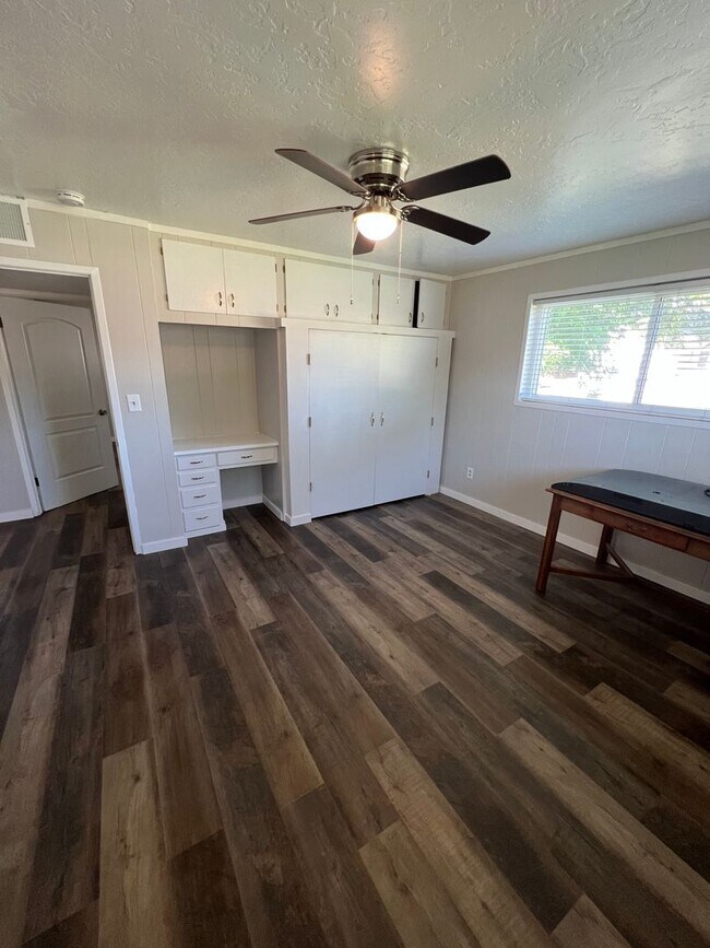 Building Photo - 419 S 100 E