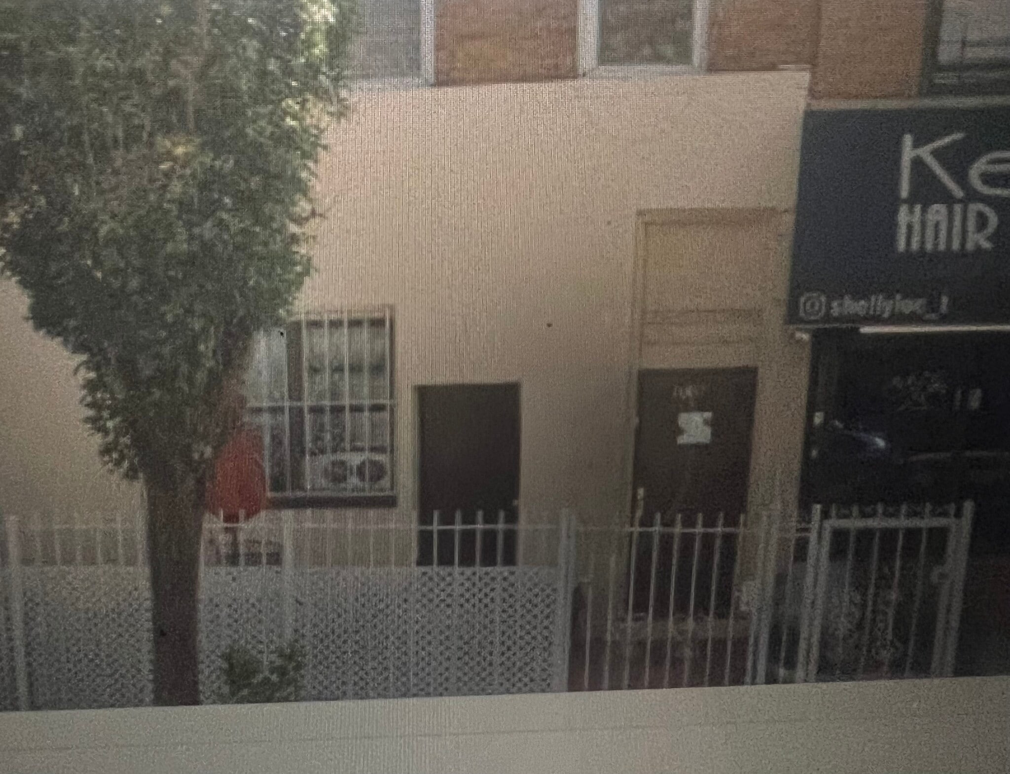 Building Photo - 1081 Rogers Ave